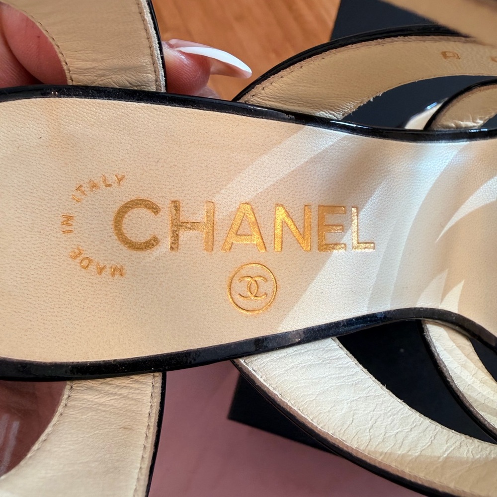Chanel Flowered Heel Sandals - Picture 8 of 10